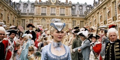 8478_marie antoinette_château de versailles - marble court_0.jpg